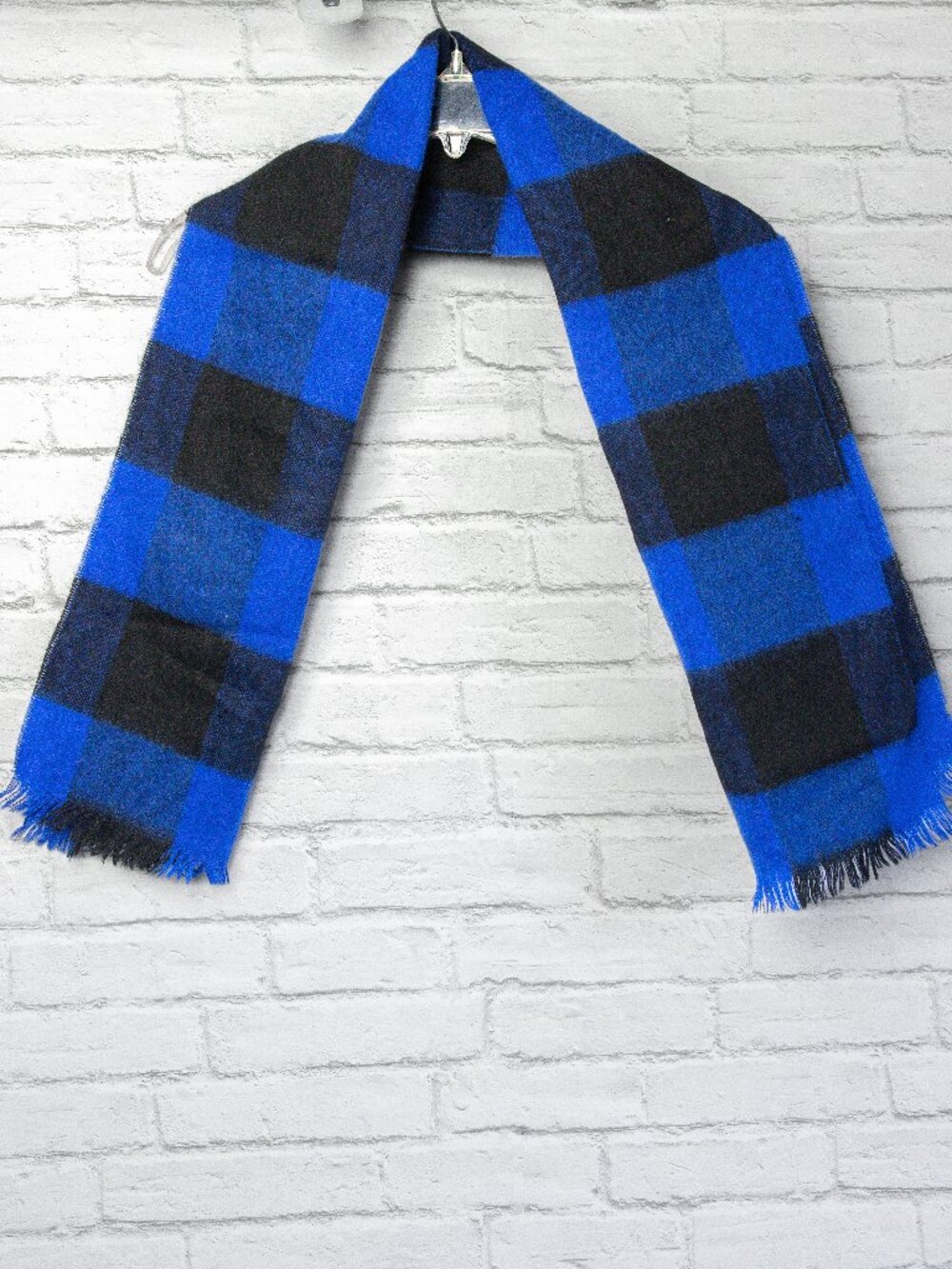 Vintage Black & Royal Blue Checkered Scarf – 100% Virgin Wool, Made in Uruguay